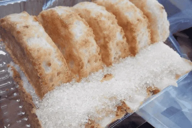 Kue Pancong sebagai Simbol Sederhana yang Nempel di Hati