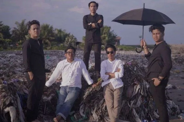 Pandawara Group Komunitas Anak Muda yang Menggugah Kesadaran Lingkungan kabaronlineku.my.id