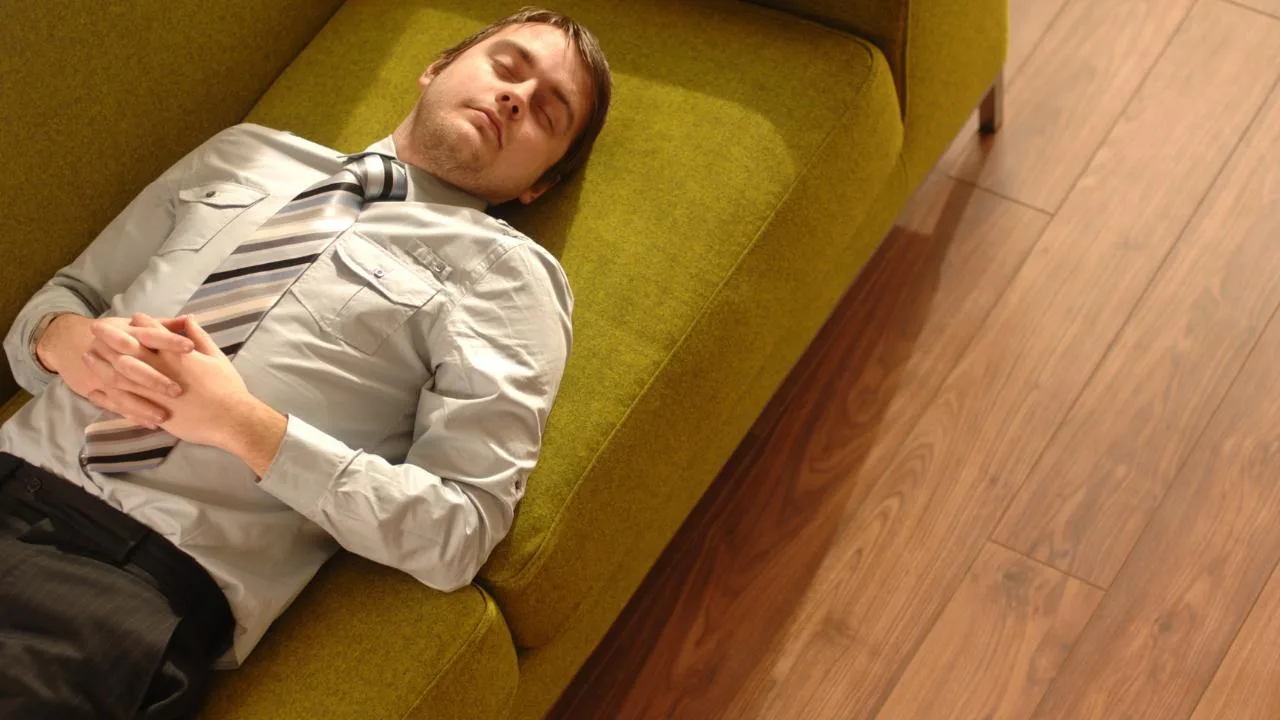 Tidur siang Kabaronlineku.my.id